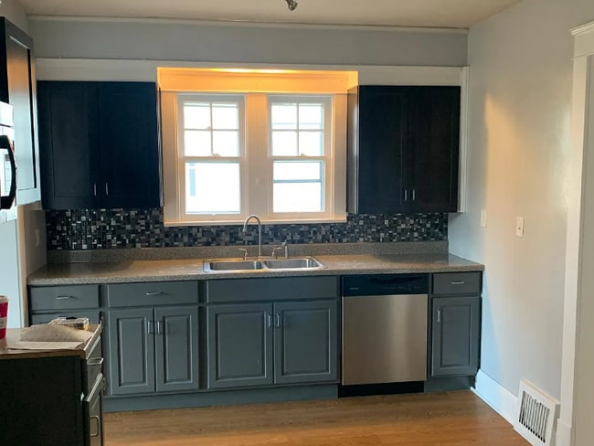 Photo - 331 Butler Rd NE