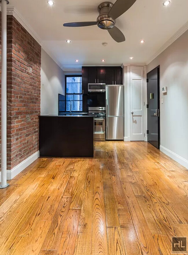 Photo - W 52ND ST. Apartamento Unidad 11E