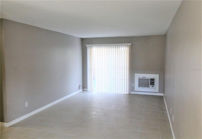 Photo - 3001 Bee Ridge Rd Unit 120