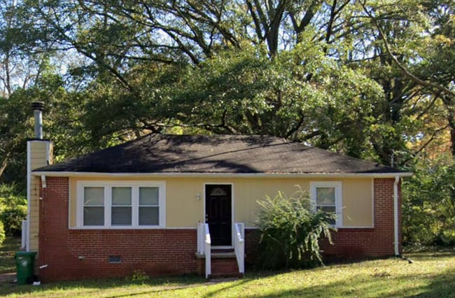 Building Photo - 2 bed, 1 bath in Decatur!