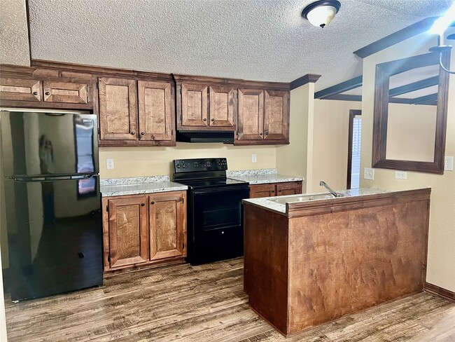 Photo - 21399 Ruth Dr