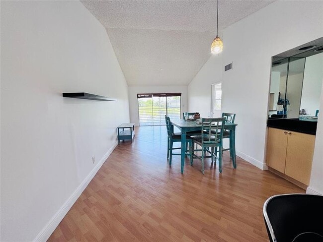 Building Photo - 2827 N Course Dr Unit 206 Rental