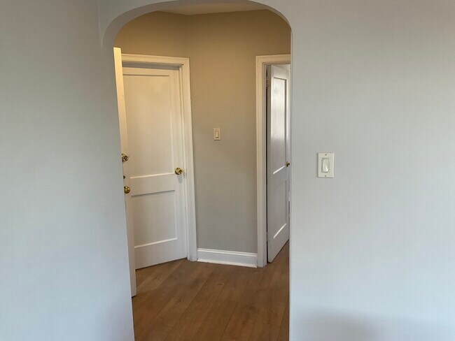 Photo - 1631 Elaine St Unit 2nd floor Apt