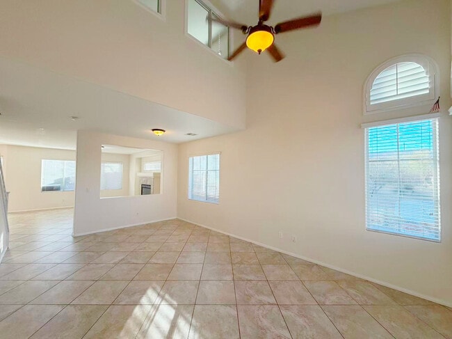 Photo - 7473 Glorious Sun Dr