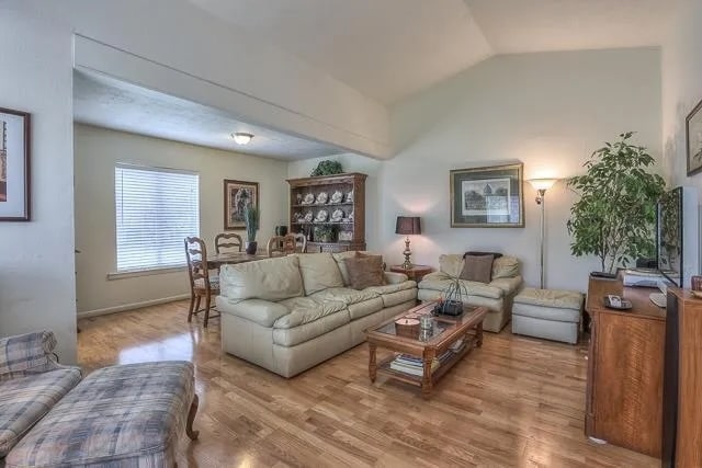 Building Photo - 810 Bellevue Rd Unit 267