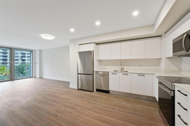 Building Photo - 1500 Bay Rd Unit N-1118 Rental