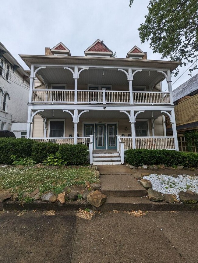 Photo - 418 11th St Unit 2