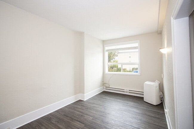 Photo - 309 Enfield Apartment