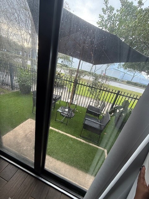 Photo - 1040 NW 33rd Ct