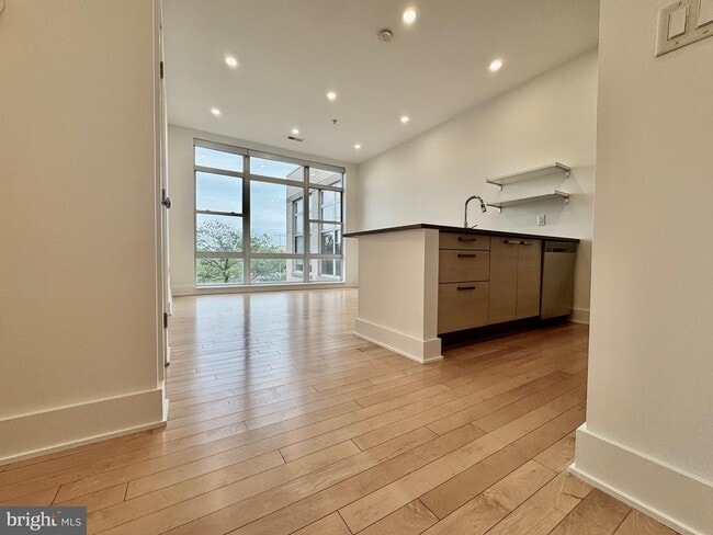 Photo - 1616 11th St NW Unit PH3