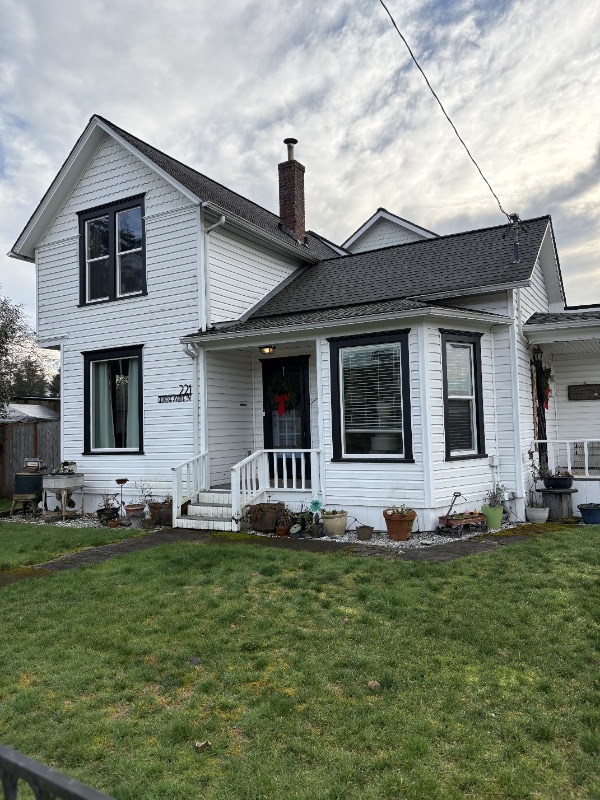 Photo - 221 Eldredge Ave SW