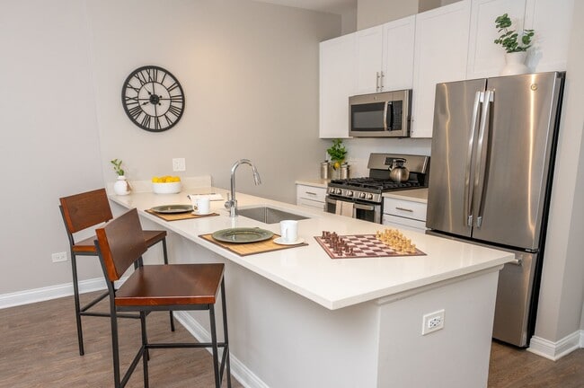 Photo - The Residence at the Glen Town Center