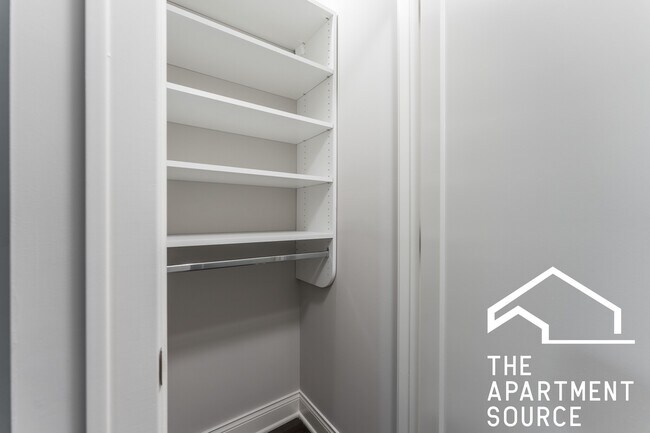 Photo - 640 W Wrightwood Ave Unit 108