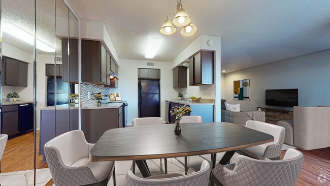 Building Photo - Hulen Gardens Apartments