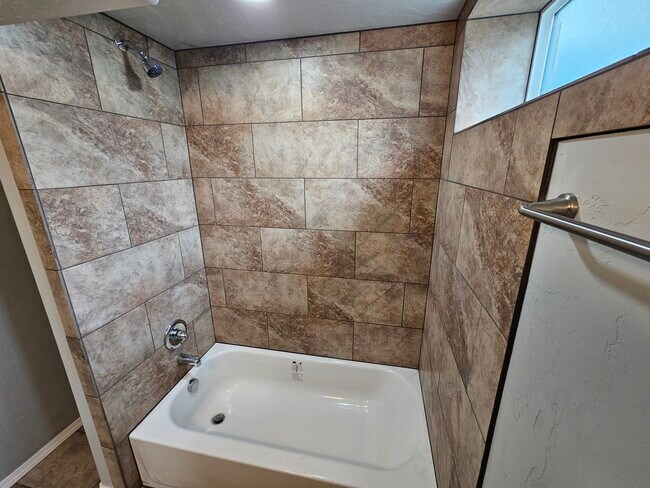 Photo - 535 S Grant Ave Unidad C