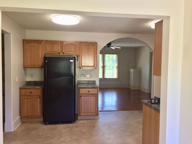 Photo - Remodeled Farm Home in Morristown 2 Bed + ...