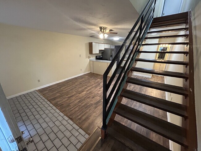 Photo - Spacious 2 bedroom townhouse with an additional loft located near TCC! Unit 3