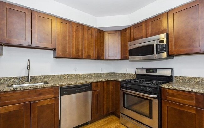 Photo - 809-815 22nd St Unidad 1202 Rental