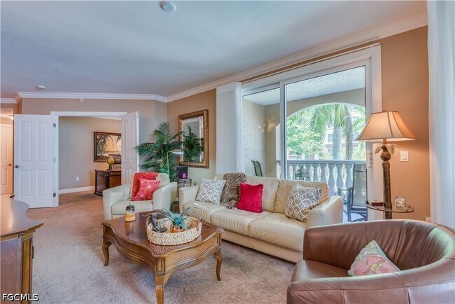 Photo - 2825 Palm Beach Blvd Unidad 219