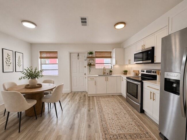 Photo - 1781 SW 13th St