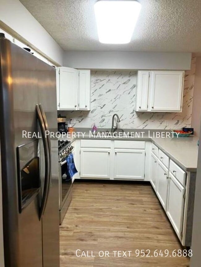 Photo - 1301 Polk St S