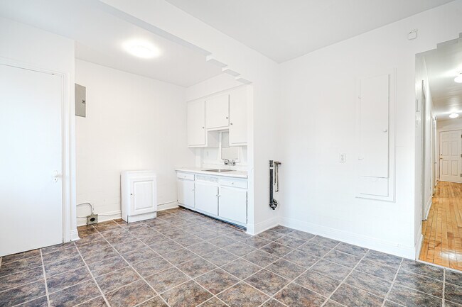 Photo - 2390 Pie-IX Blvd Unit 2