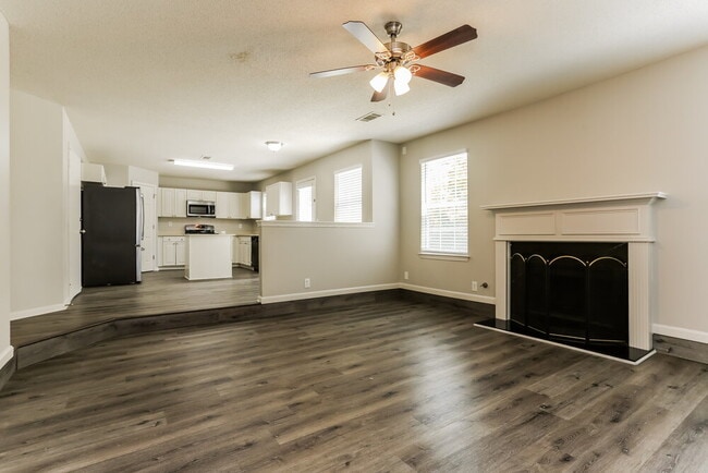 Photo - 3548 Craggy Perch