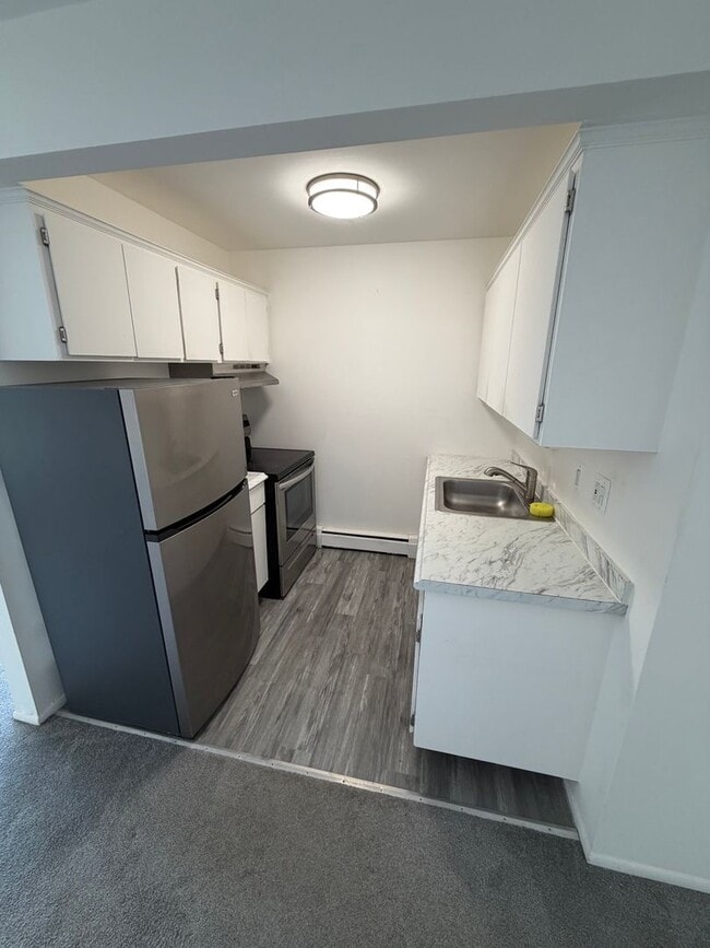 24801 Jefferson Ave Unit 17