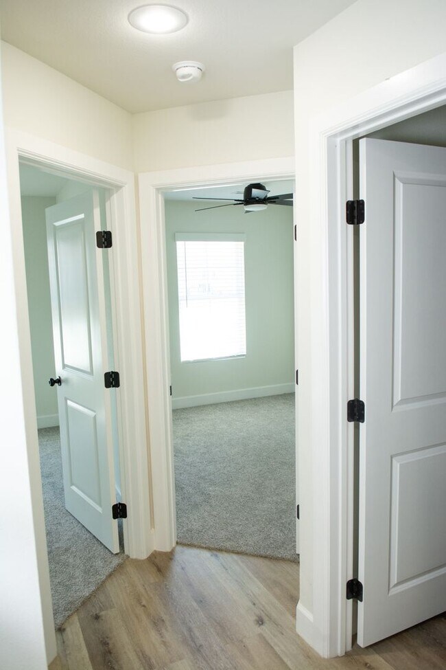 Photo - Newer  Townhouse in the heart of West Fork !