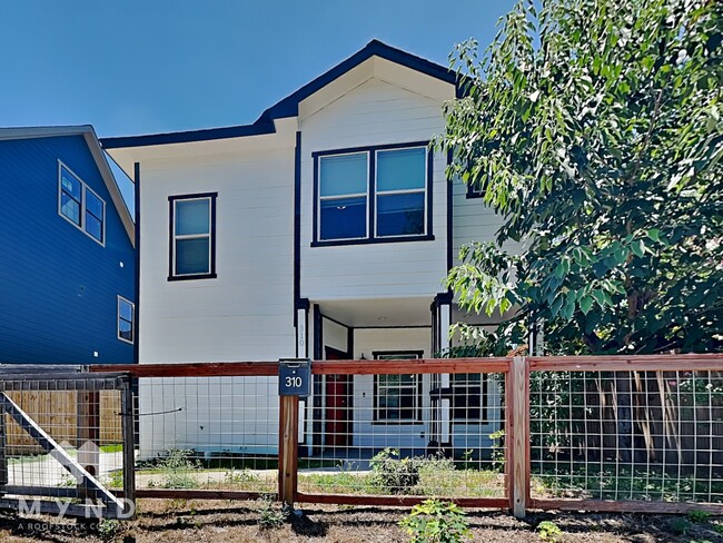 Building Photo - 310 Gabriel Rental