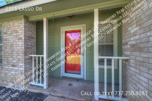 Photo - 2311 Lasso Dr