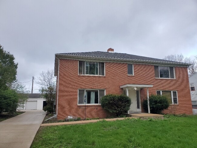 Building Photo - 1305 Jewel Ct Unit 1 Rental