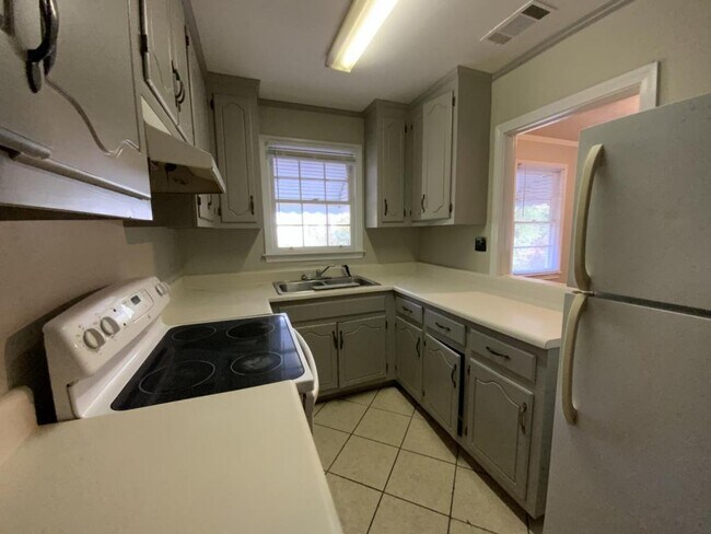 Photo - 219 Vista Cir