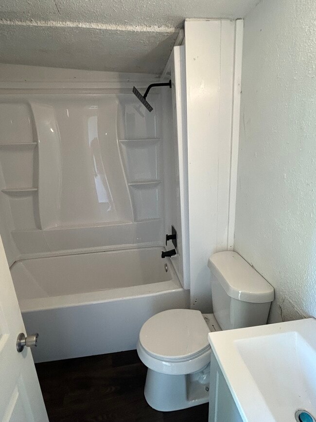 Photo - 1406 Polk St