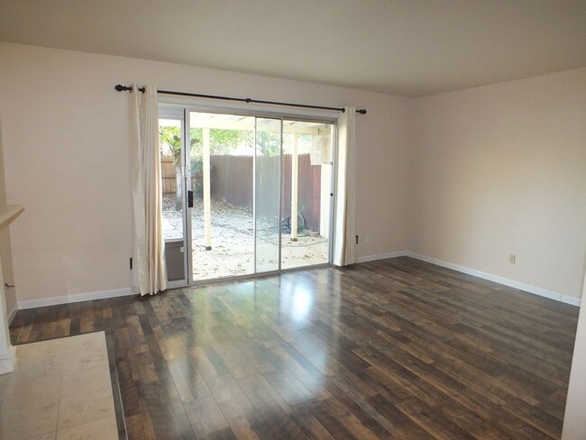 Photo - 2/1.5 Diamond Springs condo
