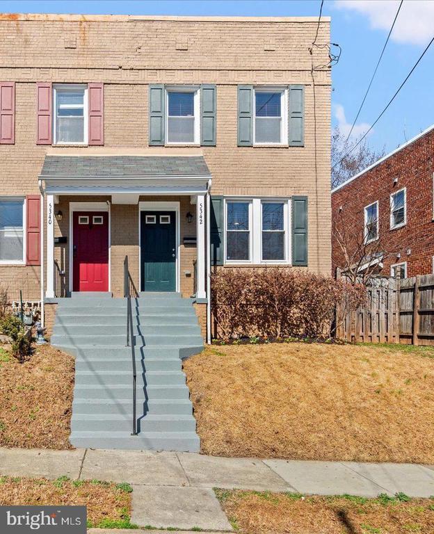 Building Photo - 5342 Ames St NE