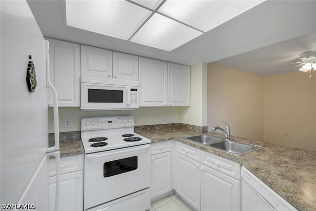 Building Photo - 3130 Seasons Way Unit 405