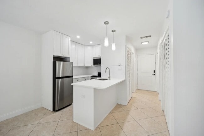 Photo - Innovo Hyde Park