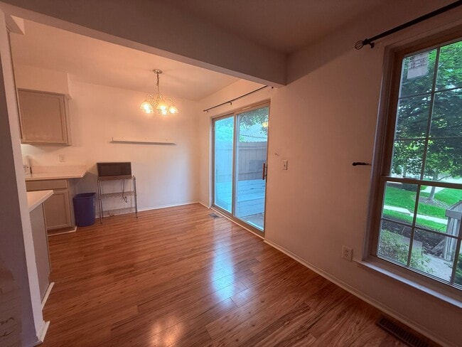 Photo - 3025 Forest Creek Ct