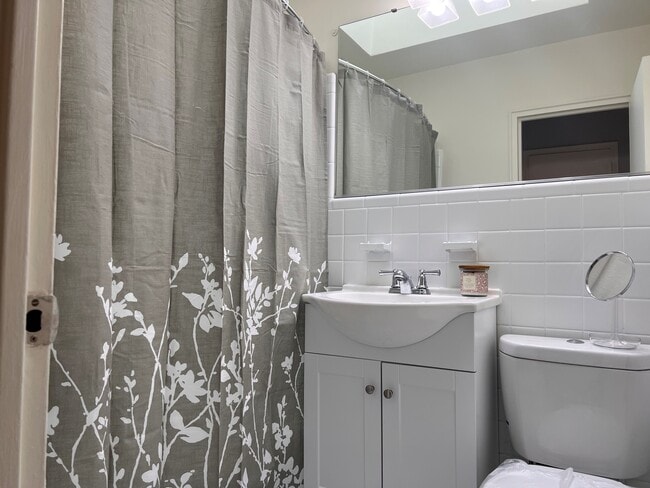 Photo - Metropolitan Bala Cynwyd