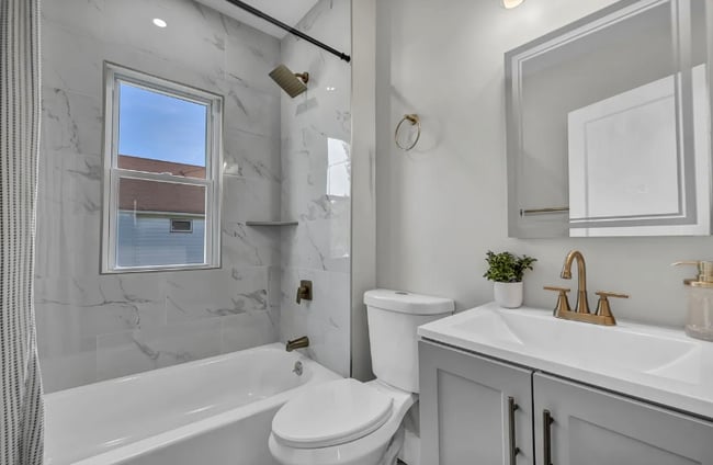 Photo - 11125 Melba Ave Unidad Up