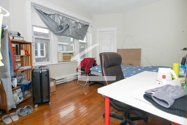 Photo - Mission Hill Area. No Brokers Fee, Hot Water Included, Eat-in Kitchen, Parking for Rent