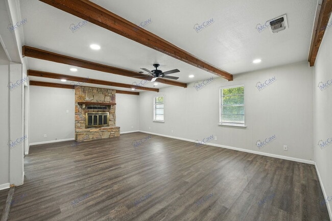 Photo - 223 Annetta Rd