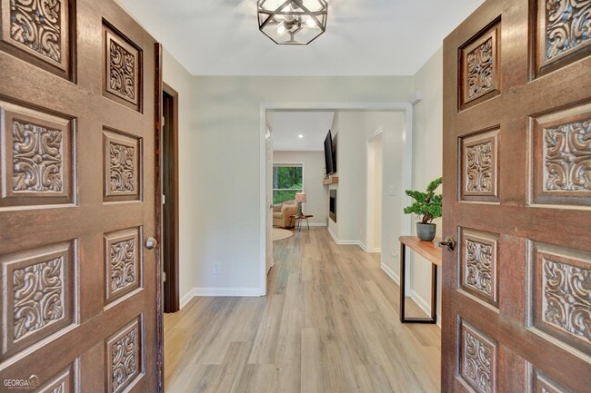 Photo - 213 Oakmount Dr Unit FURNISHED