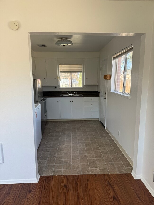 Photo - 808 E Sherman Ave Unit 808 Sherman Avenue