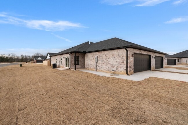 Building Photo - 8916 Cambria Cir Rental
