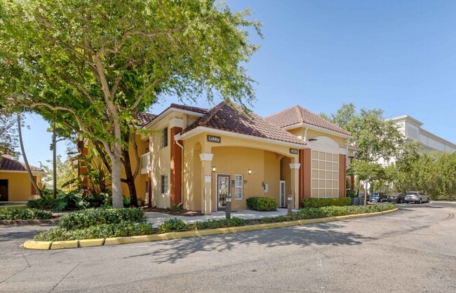 Furnished Studio-Miami - Airport - Doral