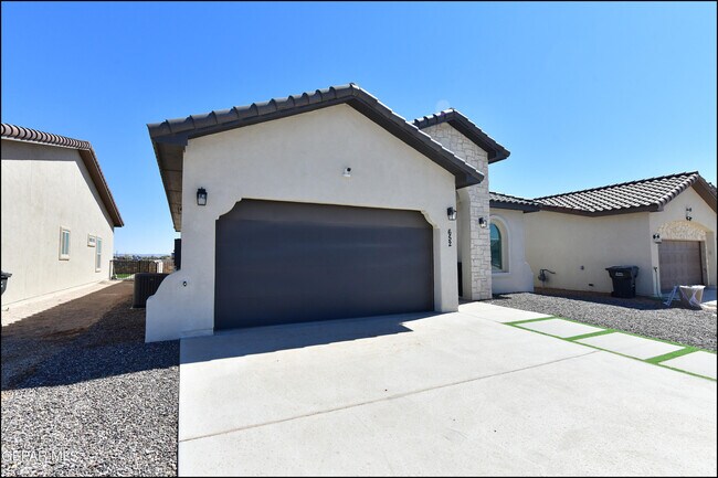 Photo - 652 Paseo Dulce Ave