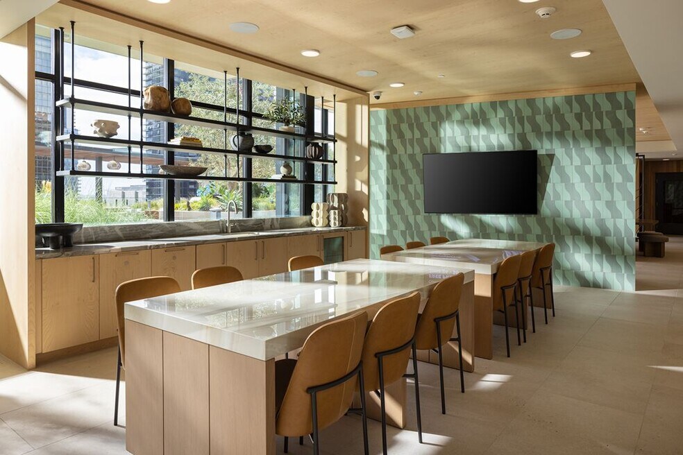 Cowork Lounge - The Torrey