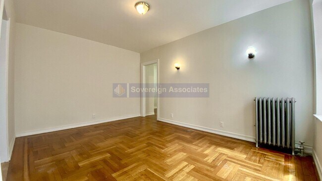 Photo - 108 Park Terrace East Unit F2